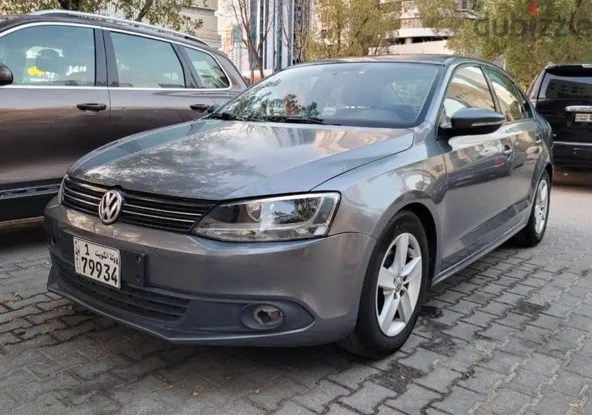 فولكسفاغن جيتا V4 موديل 2015 فل اوبشن خليجي كويتي - كاش فقط - image 1