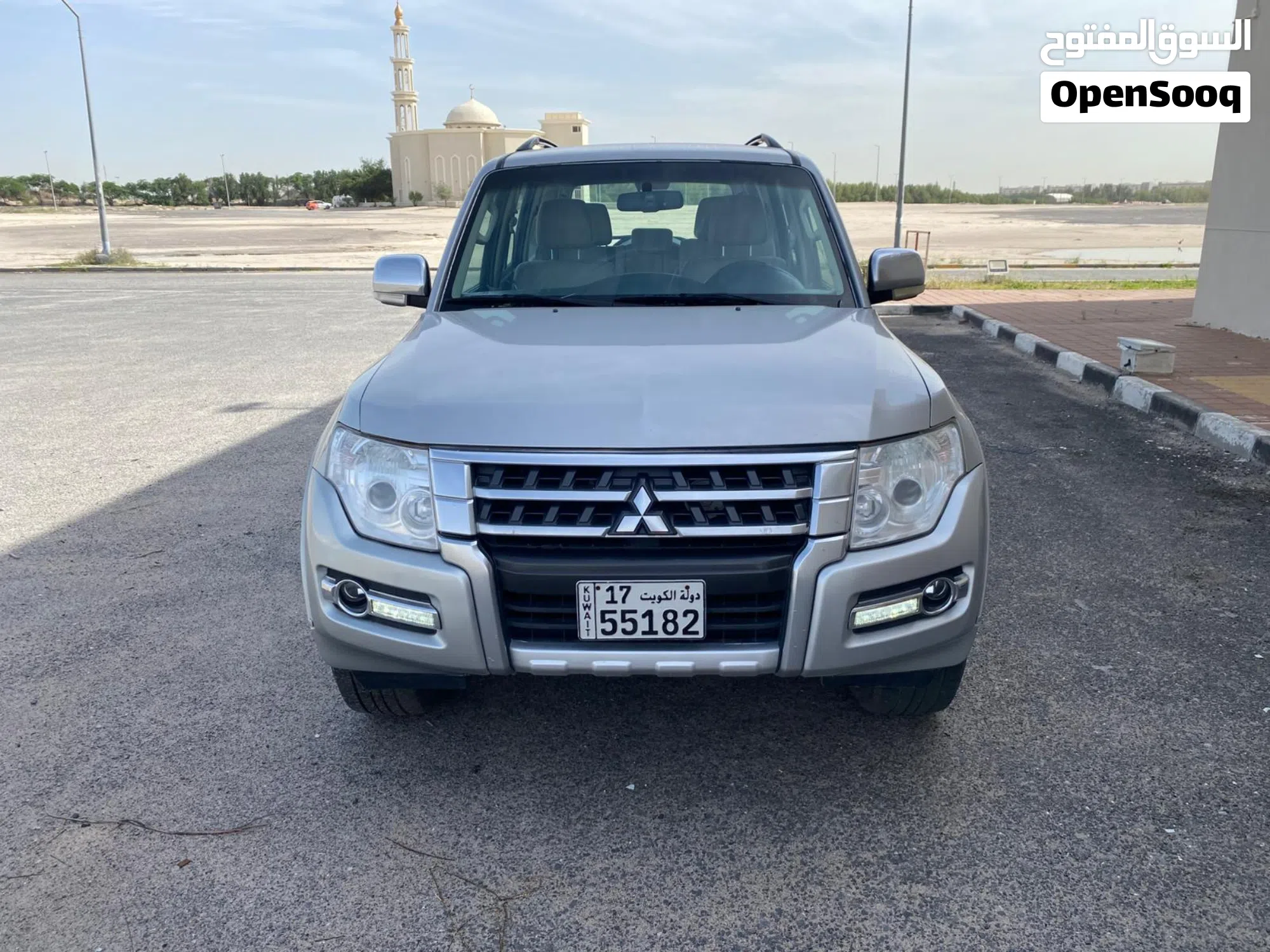 ميتسوبيشي باجيرو GLS 2020 بحالة جيدة جداً للبيع - image 1