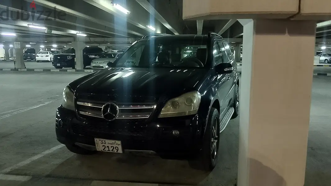 مرسيدس بنز GL450 2008 عائلية 7 مقاعد - بحالة الوكالة - image 1