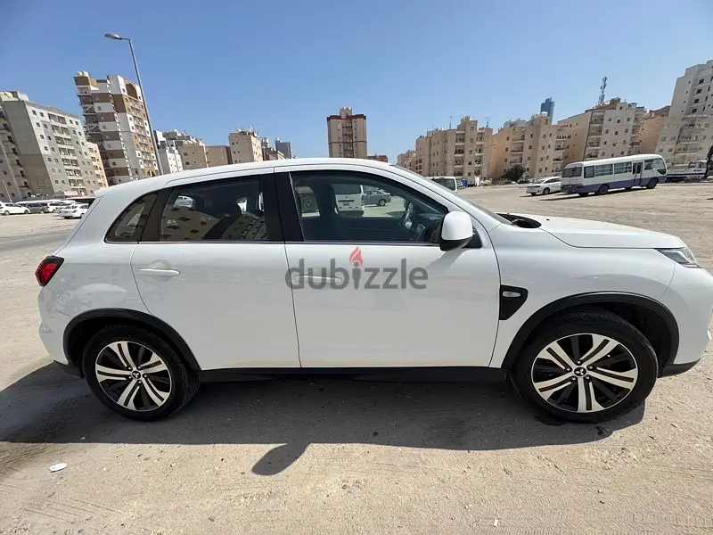 ميتسوبيشي ASX موديل 2022 استعمال شخصي أول - بحالة الوكالة - image 1