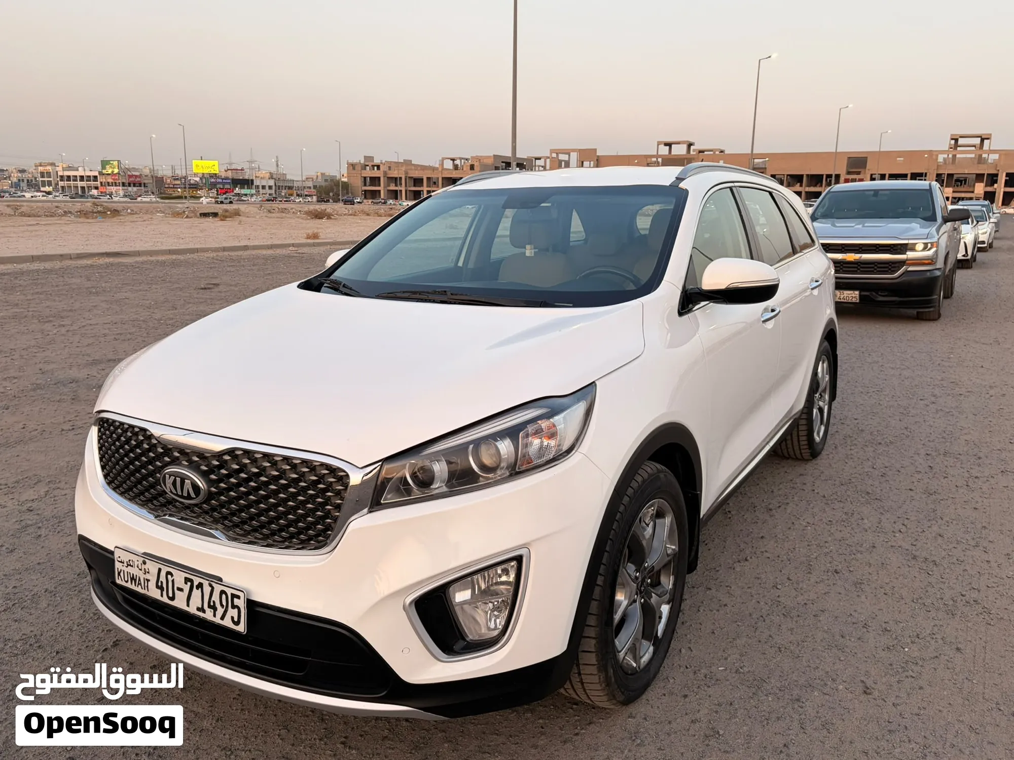 كيا سورينتو LX موديل 2017 عداد 133 ألف 7 مقاعد شرط الفحص - image 1