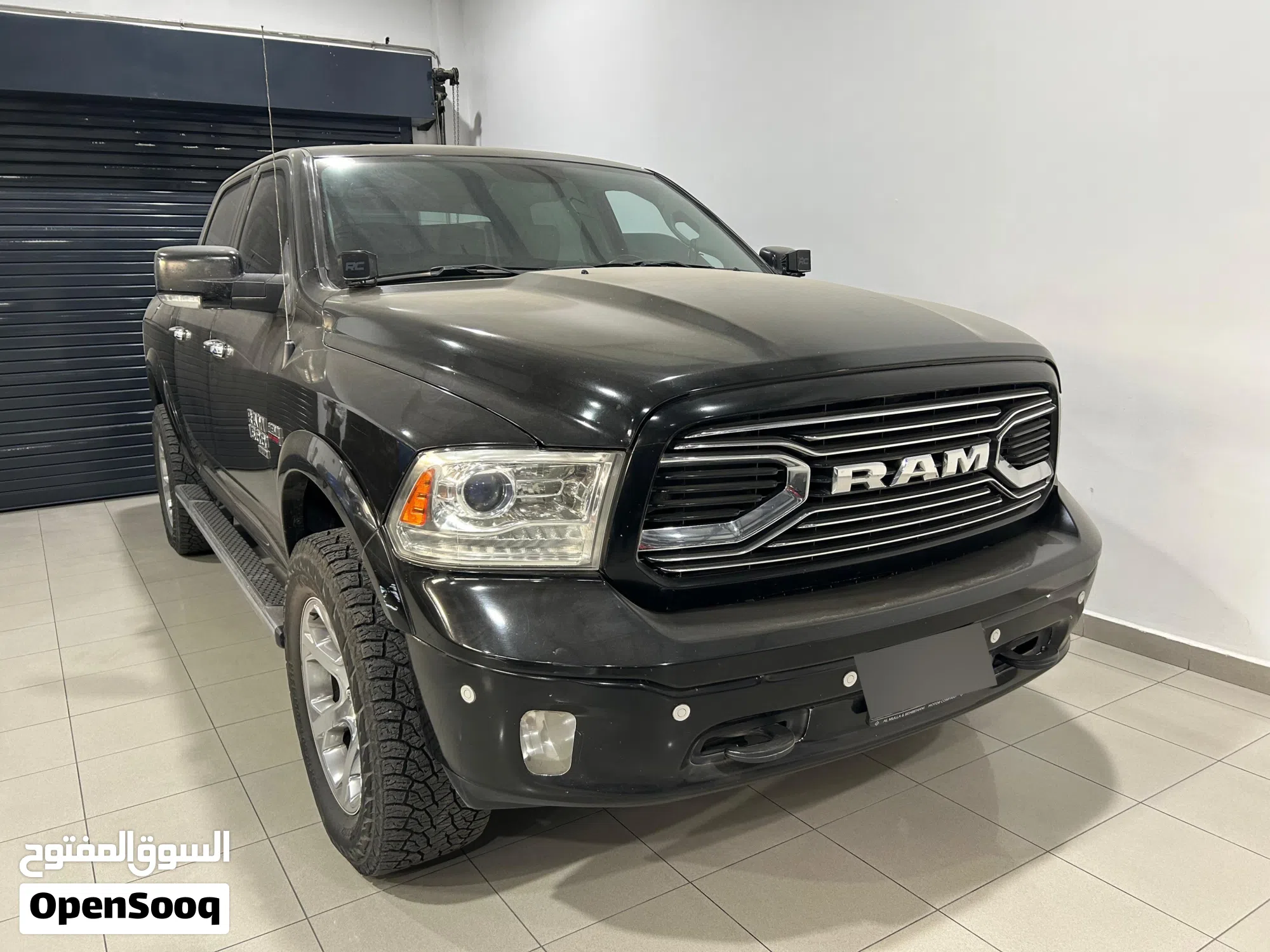 دودج رام Laramie 2020 للبيع بحالة جيدة ومواصفات خليجية - image 1