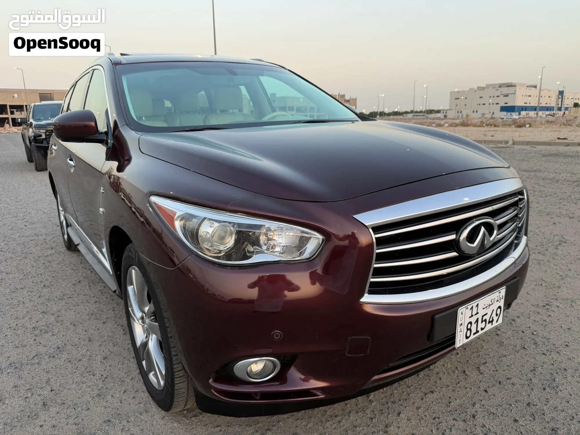 إنفينيتي QX60 Luxe موديل 2014 فل اوبشن 7 مقاعد بحالة المصنع كالجديد شرط الفحص - image 1