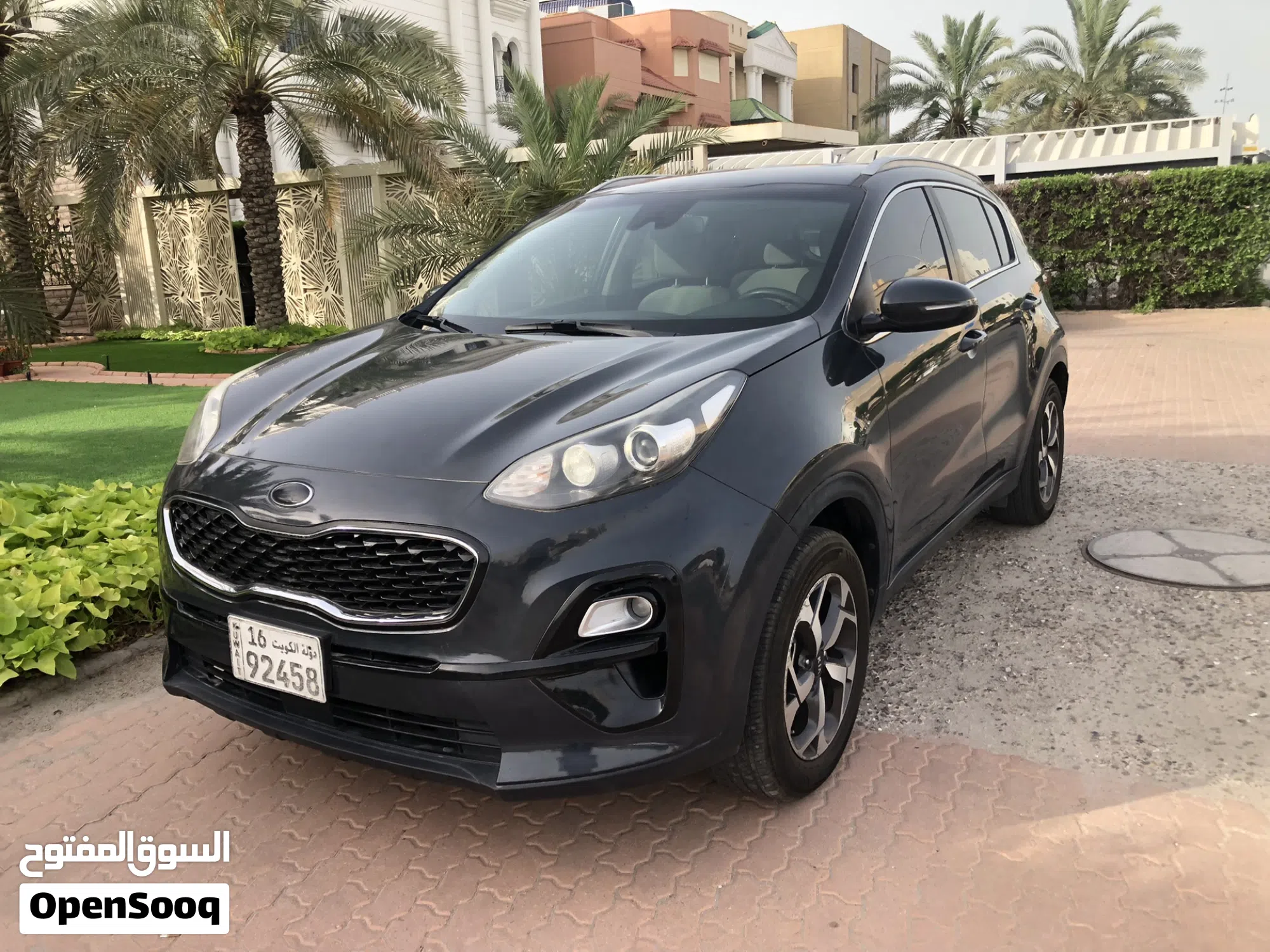 كيا سبورتاج EX 2019 بحالة ممتازة للبيع في الكويت - image 1