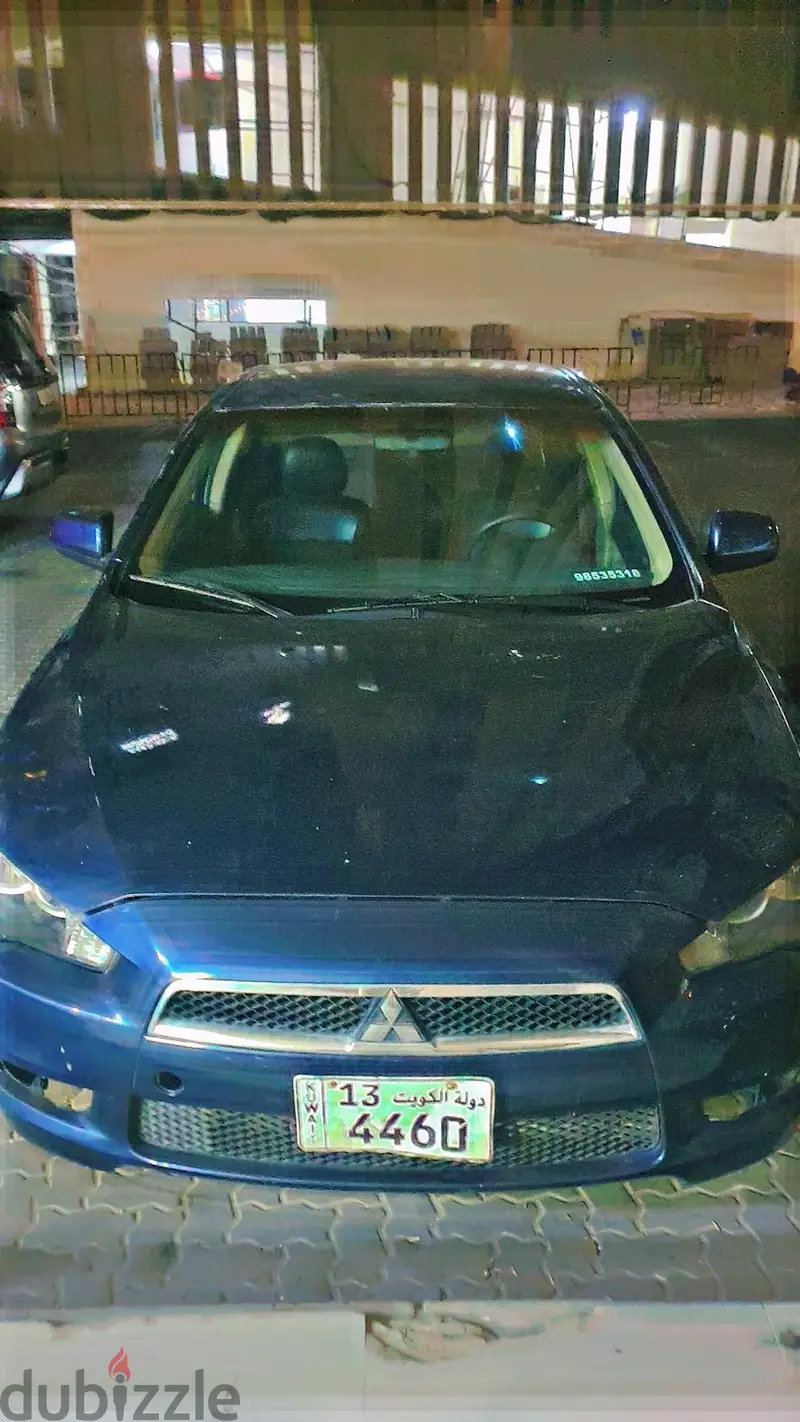 ميتسوبيشي لانسر موديل 2008 بحالة جيدة في مدينة الكويت - كاش فقط - image 1