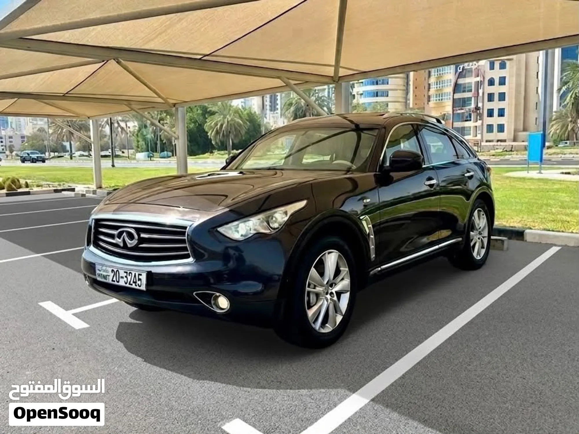 إنفينيتي FX35 فئة Standard موديل 2016 كامل المواصفات أعلى فئة - وارد الوكالة بحالة ممتازة - image 1