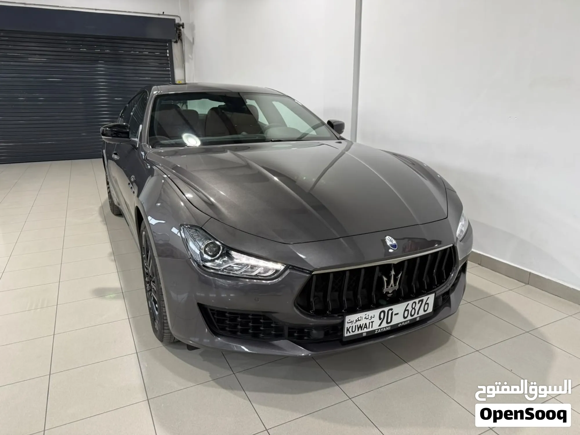 مازيراتي جيبلي GT Hybrid موديل 2024 بحالة ممتازة عداد 1000 كم - image 1
