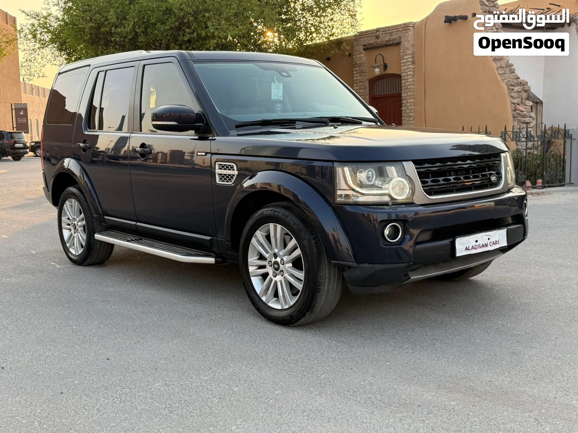 لاند روفر ديسكفري LR4 SE موديل 2014 وارد الوكالة 7 مقاعد بانوراما كاش - image 1