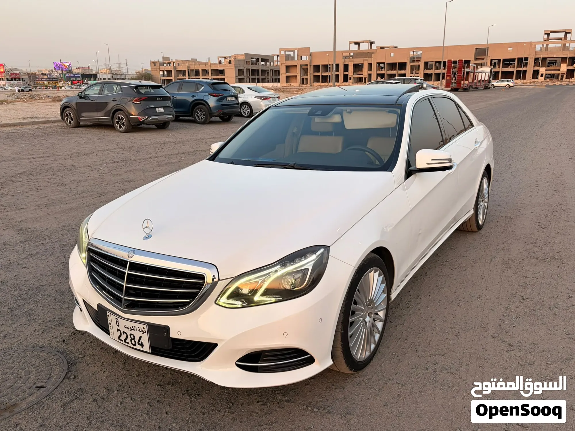 مرسيدس E300 موديل 2014 عداد 145 ألف شرط الفحص - image 1