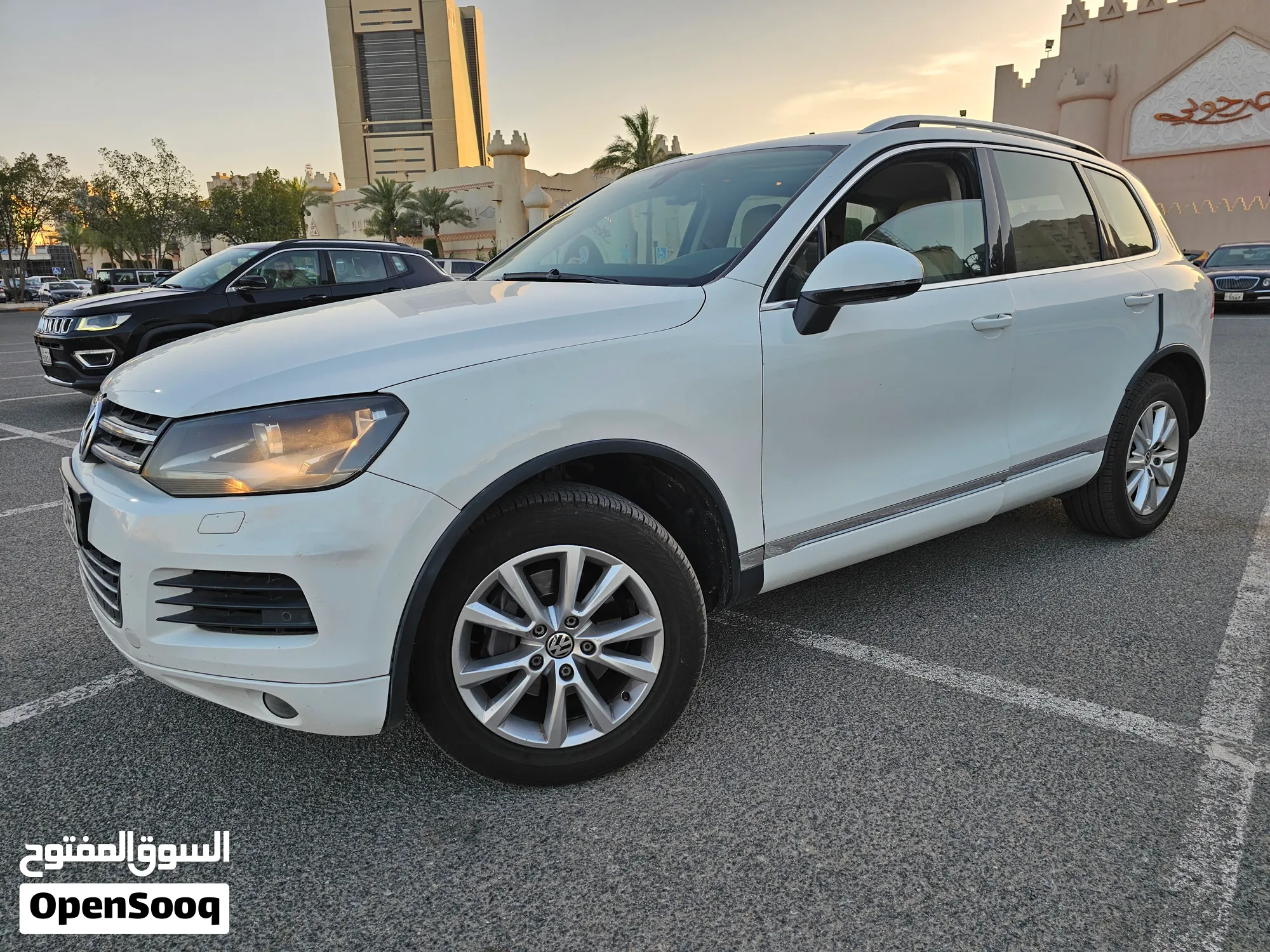 فولكس واجن طوارق 2014 V6 دبل 4x4 - شرط الفحص - image 1